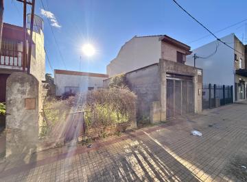 Terreno · 100m² · Terreno en Venta en La Loma de 8,28 X 60 m con Casa a Demoler
