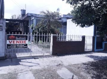 Casa de 4 ambientes, La Matanza · Casa con Local en González Catán