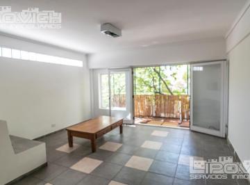 PH · 73m² · 3 Ambientes · Venta PH 3 Ambientes. 1º Escaleras. Frente. Luminoso. Balcón. Patio. Thames Al 0 - Villa Crespo