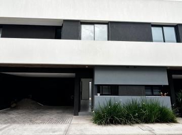 Departamento · 79m² · 4 Ambientes · 1 Cochera · Duplex en Venta Los Hornos 2 Dorm. Cochera