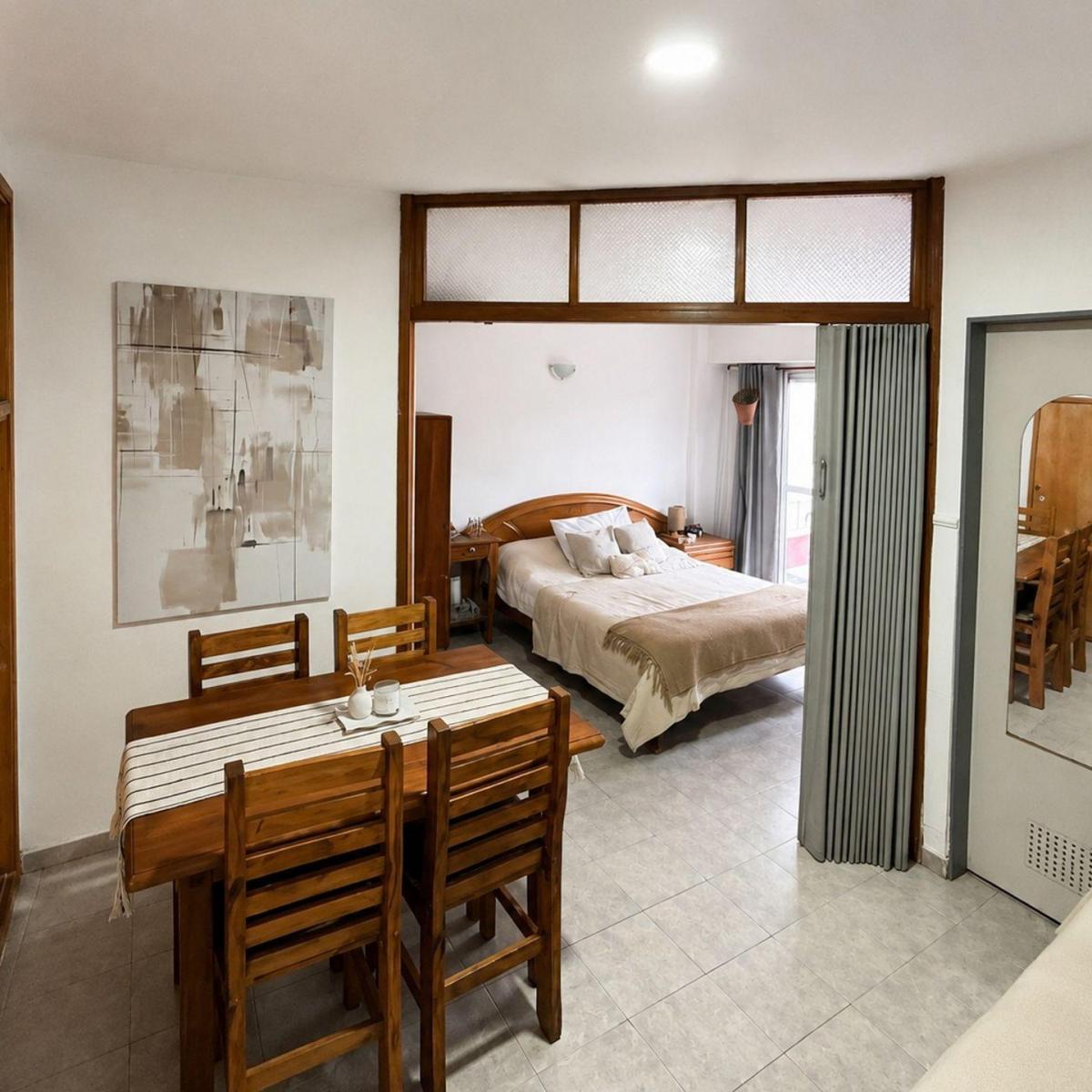 Depto monoambiente 27m² con patio en Centro