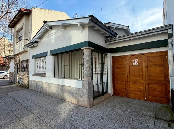 Casa · 99m² · 4 Ambientes · 1 Cochera