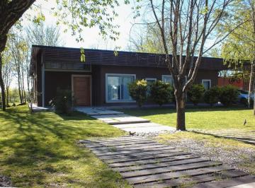 Casa · 182m² · 6 Ambientes · 2 Cocheras · Casa en Venta, 6 Ambientes, en Estancias del Pilar, Pilar, Gba Norte