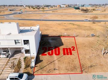 Terreno · Terreno en Venta Lomas de Manantiales (Manantiales 1)