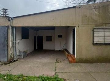 Bodega-Galpón de 3 ambientes, Merlo · Galpón en Alquiler de 200 m² Ubicado en Merlo