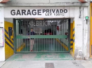 Garage · 16m² · Cochera Fija Cubierta 16 m² en Aguero Al 2000