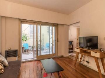 Departamento · 61m² · 2 Ambientes · Alquiler Depto 2 Amb C/patio en Almagro, Subte a