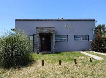 Casa · 80m² · 3 Ambientes · Casa Chalet en Alq. Temporario en Chapadmalal, General Pueyrredón, Costa Atlántica