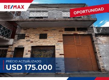 Casa · 445m² · 5 Ambientes · 2 Cocheras · Casa con Galpón, Cocheras y Gran Fondo