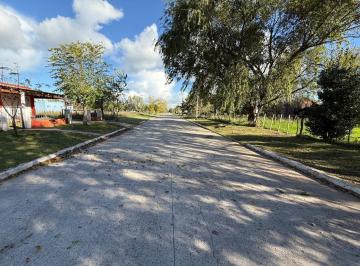 Casa · 56m² · 3 Ambientes · 1 Cochera · Venta de Casa en Gdor Udaondo 2 Dorm. Cañuelas