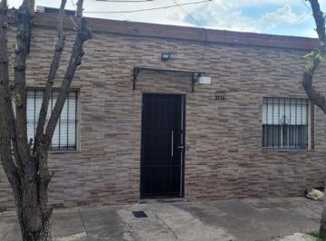 Casa · 128m² · 4 Ambientes · Casa 4 Ambientes Venta en Lomas de Zamora