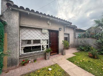PH · 85m² · 4 Ambientes · 2 Cocheras · Venta PH Longchamps. Dos Unidades. Renta