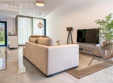 Casa · 127m² · 4 Ambientes · 1 Cochera · Sunny - Tu Casa, Tu Jardín