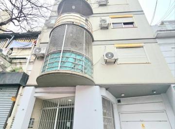 Departamento · 40m² · 2 Ambientes · 1 Cochera · Venta Depto. 2 Ambientes. Balcón y Cochera. Almagro