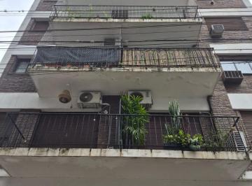 Departamento · 45m² · 2 Ambientes · Depto. 2 Amb. con Balcón Al Frente y Patio