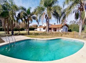 Casa · 90m² · 4 Ambientes · 3 Cocheras · Venta Casa El Remanso Sobre Lote 1585 m² Pileta