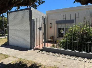 Casa · 116m² · 3 Ambientes · 2 Cocheras · Venta de Casa en Villa La Florida