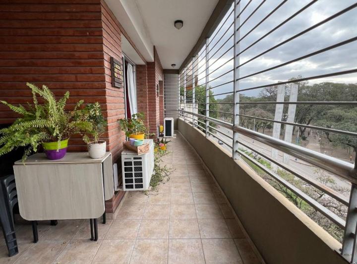 Departamento · 136m² · 5 Ambientes · 1 Cochera
