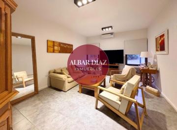 Casa · 157m² · 5 Ambientes · 2 Cocheras · Duplex 3 Dorm. en Venta Chacra 1