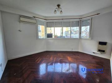 Departamento · 37m² · 2 Ambientes · Sarmiento Al 2100 | Balvanera | Depto 2 Amb. en Esquina, Luminoso, Buen Estado | Alquiler