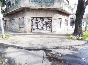 PH · 99m² · 4 Ambientes · 1 Cochera · PH con Local en Venta