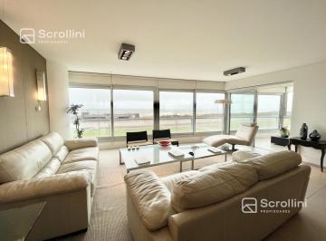 Departamento · 205m² · 3 Dormitorios · 2 Cocheras · Departamento - Playa Brava