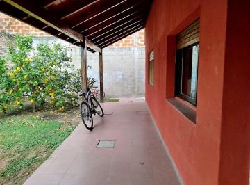 Casa · 110m² · 6 Ambientes · Casa + Depto en Venta Villa de Mayo, Malvinas Arg.