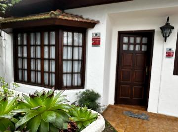 Casa · 150m² · 4 Ambientes · Casa en Beccar