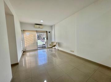 Oficina comercial · 40m² · 2 Ambientes · Alquiler | Oficina 2 Ambientes con Amplio Balcón | Monte Castro