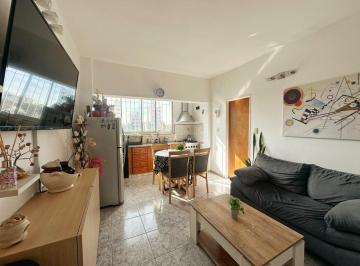 Departamento · 60m² · 2 Ambientes · Venta Departamento 2 Amb Terraza Baulera Valentin Alsina