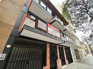 Casa de 5 ambientes, Villa Urquiza · Triplex de Categoría | 3 Dorm. | Escritorio | Patio + Cochera