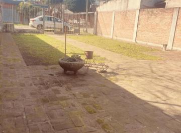 Terreno · 333m² · Venta Casa con Gran Terreno en Longchamps