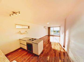 Departamento de 2 ambientes, Saavedra · Av del Libertador 8460. Departamento 2 Ambientes Muy Amplio. Vista Al Río. Pileta. Cochera