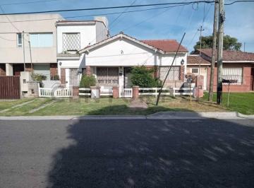 Casa · 224m² · 7 Ambientes · 1 Cochera · Venta Casa y Departamento Mar del Plata