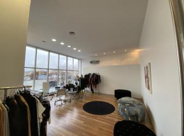 Edificio · 1290m² · 20 Ambientes · 2 Cocheras · Edificio Comercial en Venta o Alquiler | 1290 m² | Doble Lote en Av Donato Alvarez Al 1400