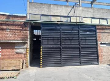 Bodega-Galpón · 1039m² · Galpón Industrial en Alquiler en Florida Oeste (Vicente López) 1039 m² Total