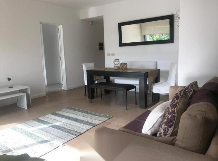 Departamento · 68m² · 2 Ambientes · 1 Cochera