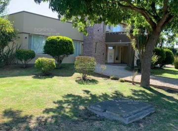 Casa · 380m² · 5 Ambientes · Casa de 5 Ambientes en Venta en San Vicente, G. B. a. Zona Sur