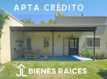 Casa · 70m² · 3 Ambientes · Casa en Venta en Diego Gaynor Frente a La Plaza