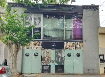 Local comercial · 200m² · Local 200 m Venta Bernal Centro Excelente Ubicacion