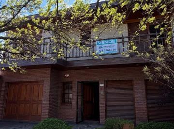 Imagen1 · Parque Luro - en Venta Gran Chalet de 5 Ambientes