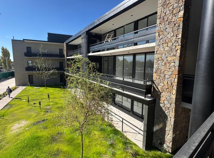 Departamento · 70m² · 4 Ambientes · 1 Cochera