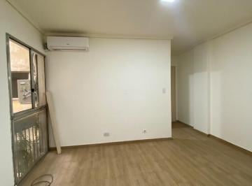 Departamento · 32m² · 2 Ambientes · Venta - 2 Amb Interno Reciclado a Nuevo, Cocina y Baño Comp, Exc Estado