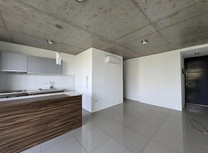 Casa · 35m² · 2 Ambientes · 1 Cochera