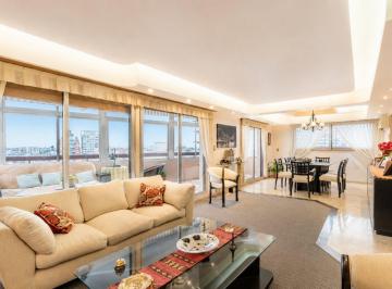 Departamento · 121m² · 4 Ambientes · 1 Cochera · Semipiso 4 Ambientes en Villa Urquiza con Cochera Piso 14