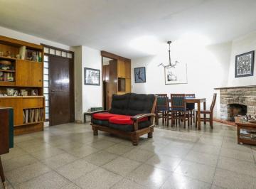 PH · 104m² · 4 Ambientes · PH con Gran Espacio Verde en Avellaneda