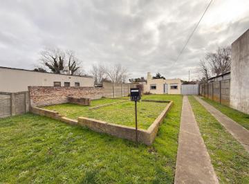 Casa · 58m² · 3 Ambientes · 1 Cochera · Vende Casa en Villa Italia