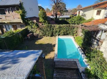 Casa · 149m² · 6 Ambientes · 1 Cochera · Casa en Venta Bella Vista + Depto Independiente