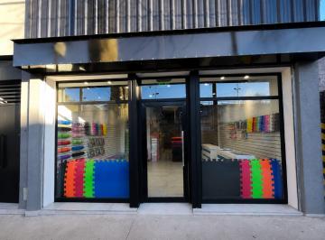 Local comercial · 88m² · Alquiler Local Comercial en Boedo