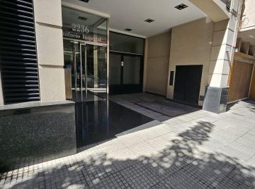 Garage · Cochera 40 Venta en Edificio con Seguridad